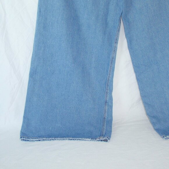 American Eagle Super High Rise Ultra Wide Leg Jeans Sz 6 SHORT Blue Destructed - Picture 13 of 16